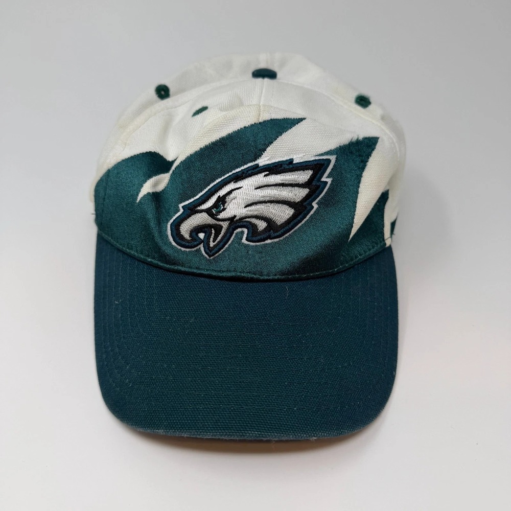 Philadelphia Eagles Sharktooth Reebok NFL Strapback Cap Pre Owned embroidered